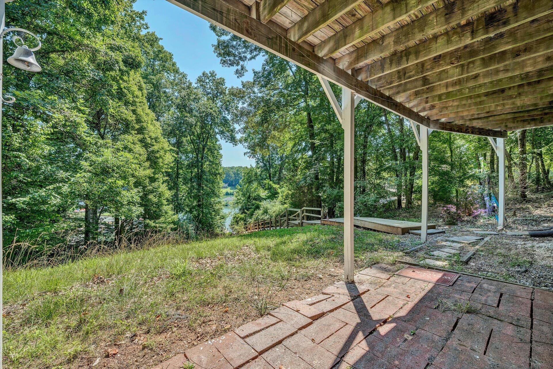 114 Creeden DR