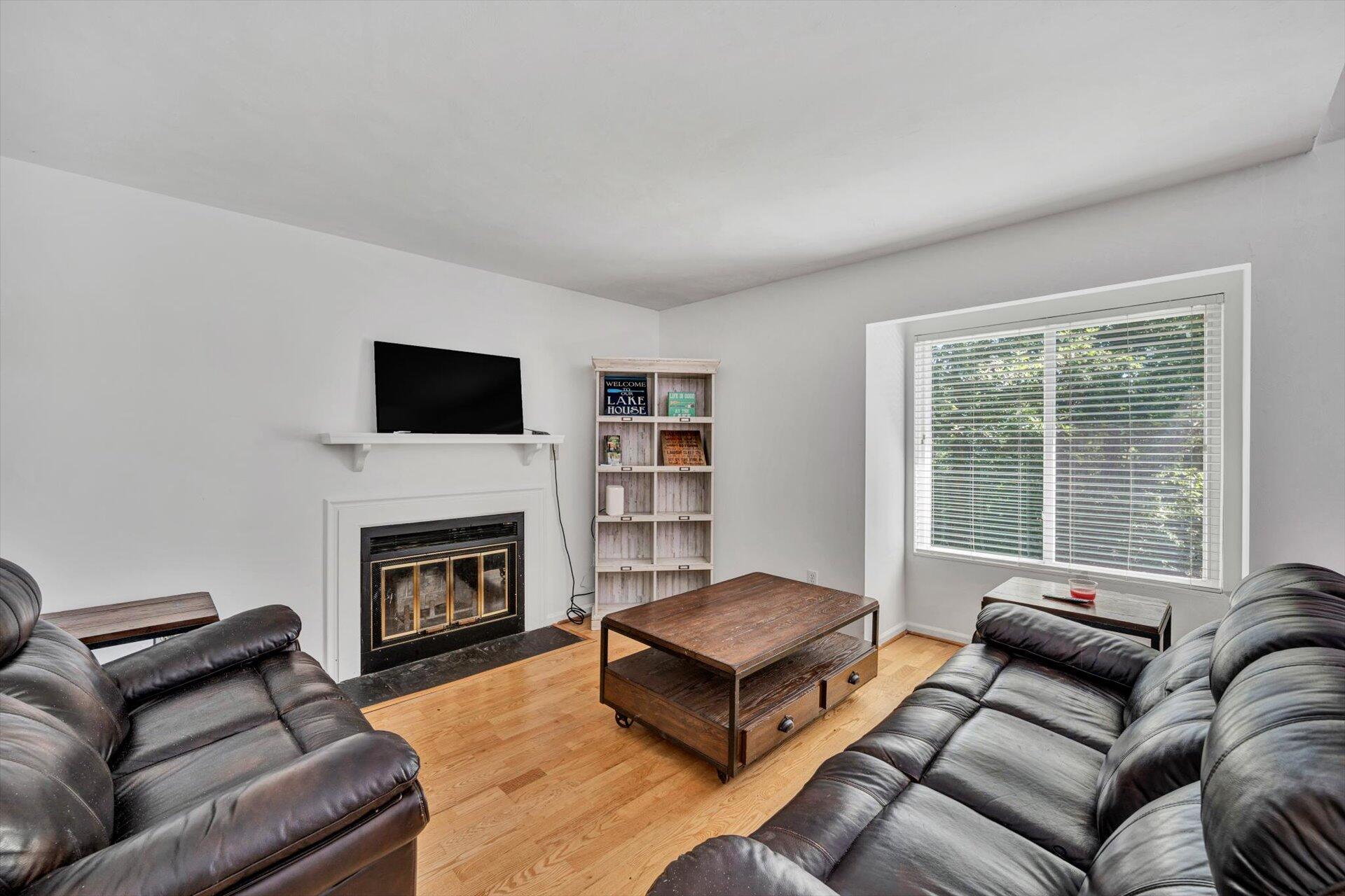 114 Creeden DR