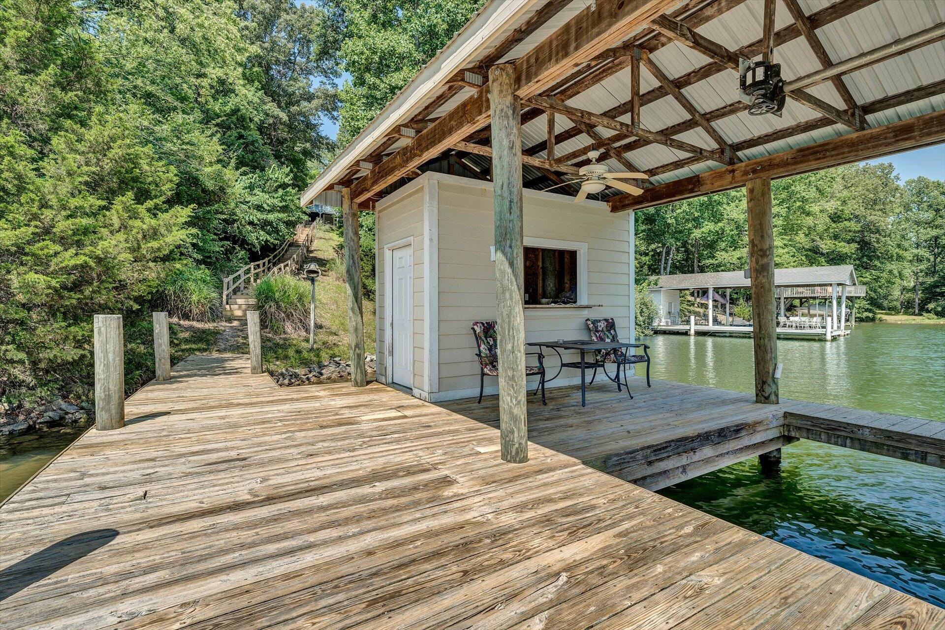 114 Creeden DR