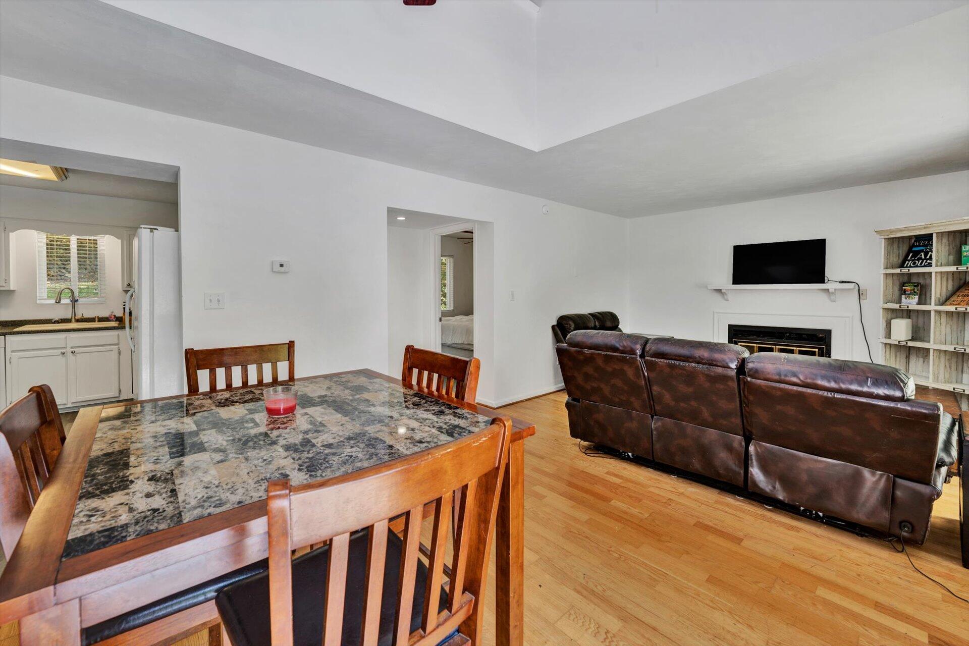 114 Creeden DR