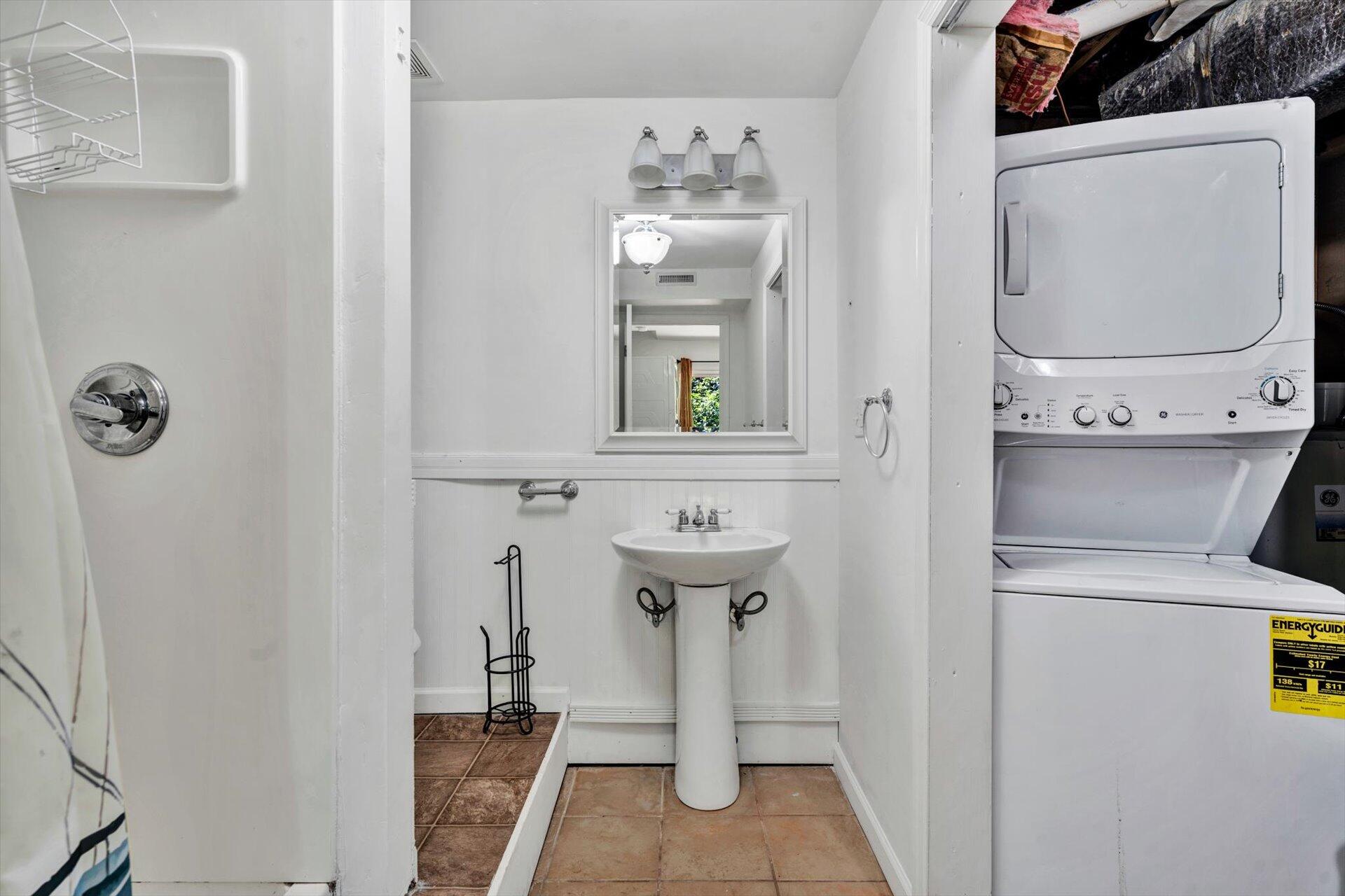 114 Creeden DR