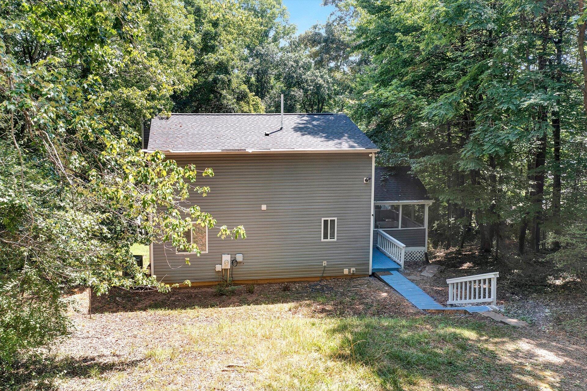 114 Creeden DR
