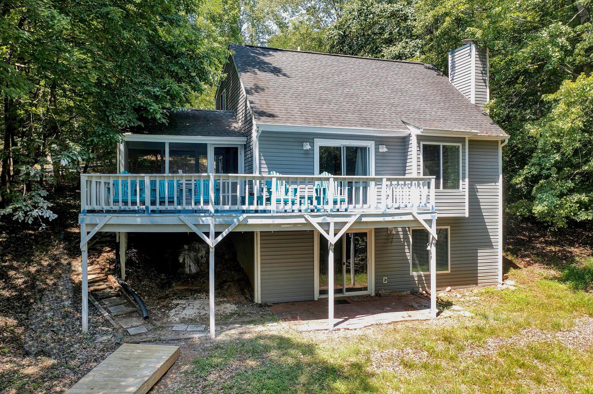 114 Creeden DR