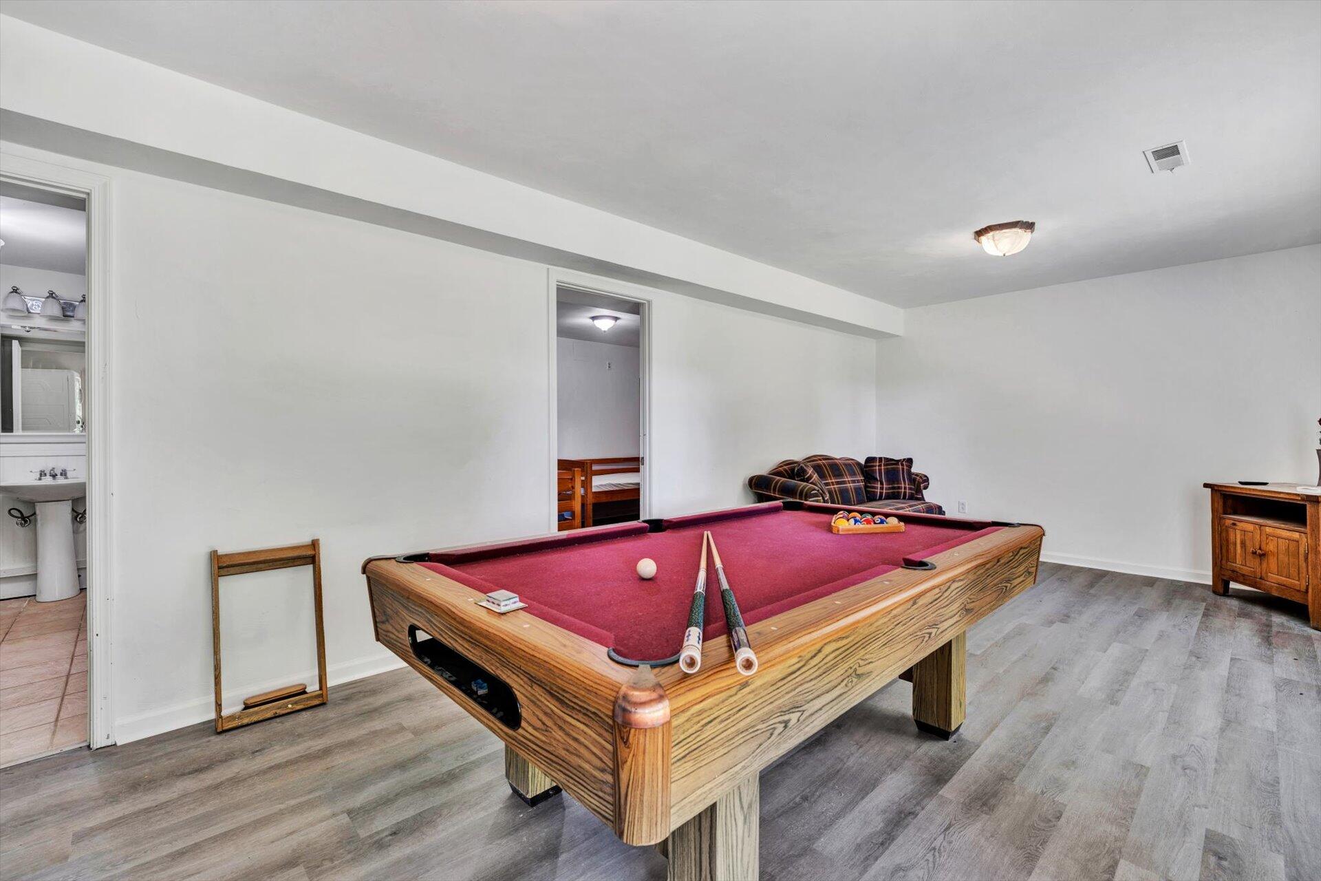 114 Creeden DR