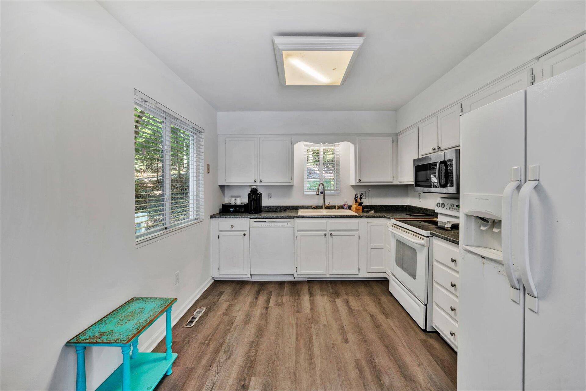 114 Creeden DR