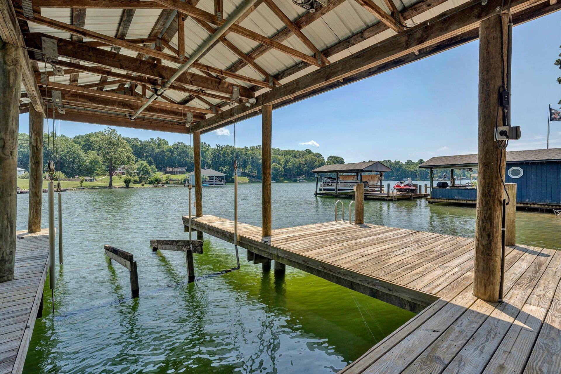 114 Creeden DR