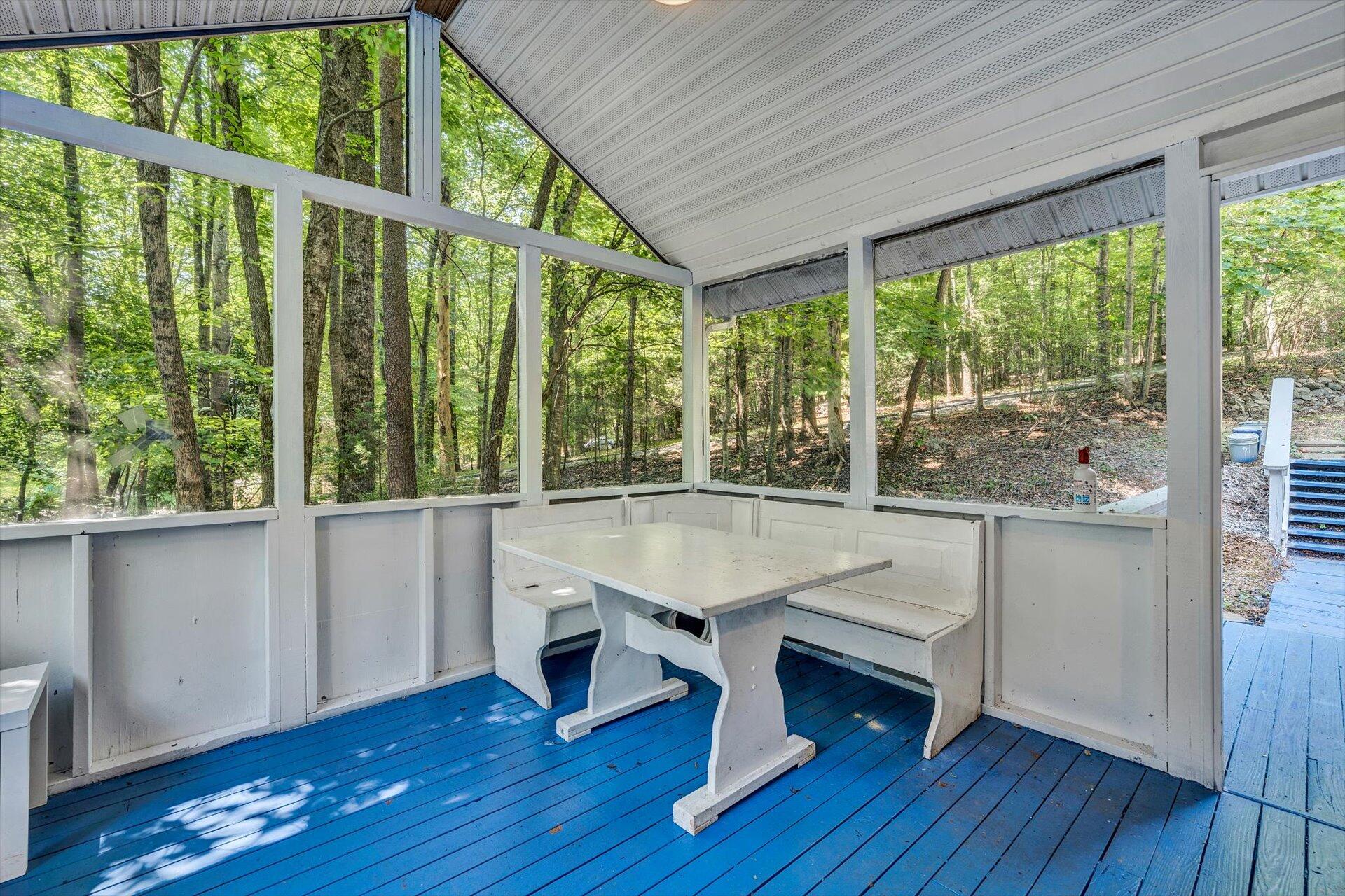 114 Creeden DR