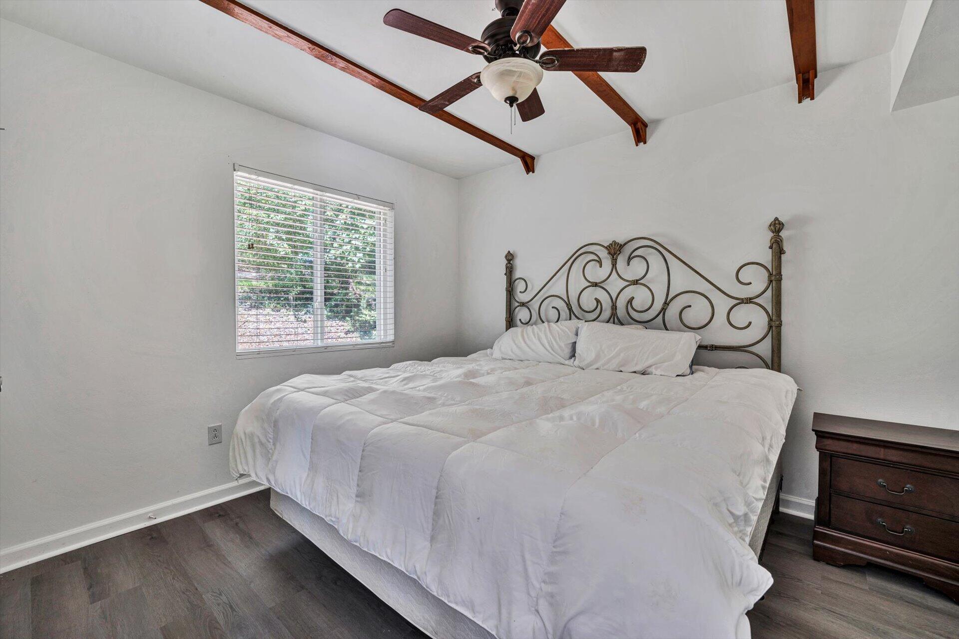 114 Creeden DR