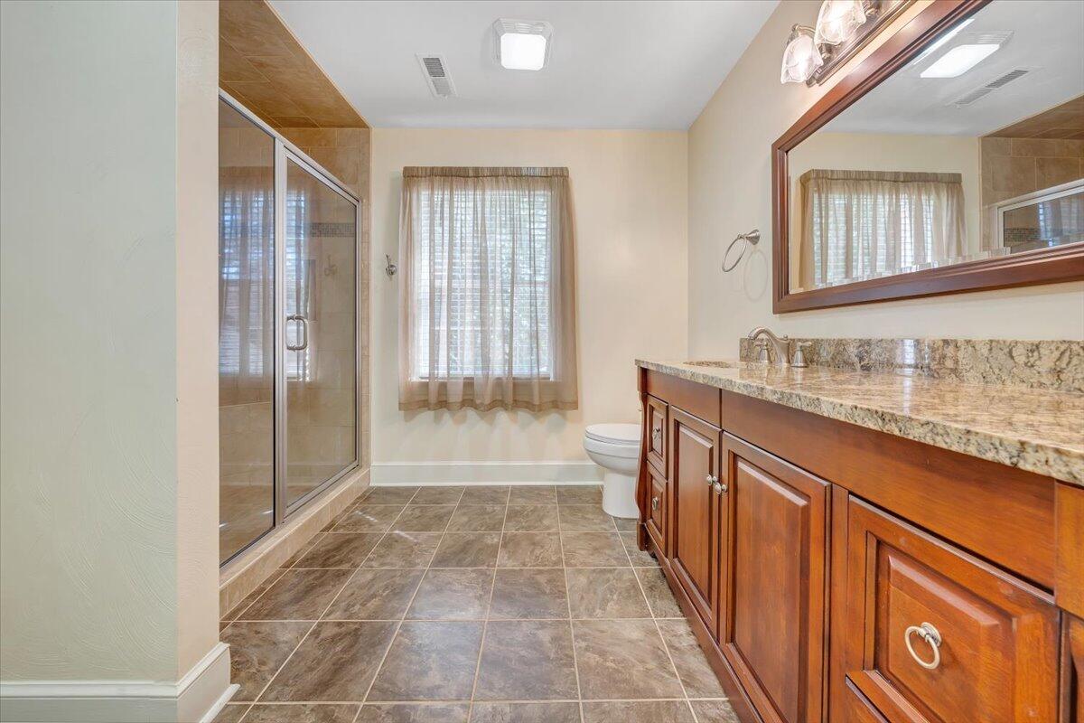 7011 Malinda RD