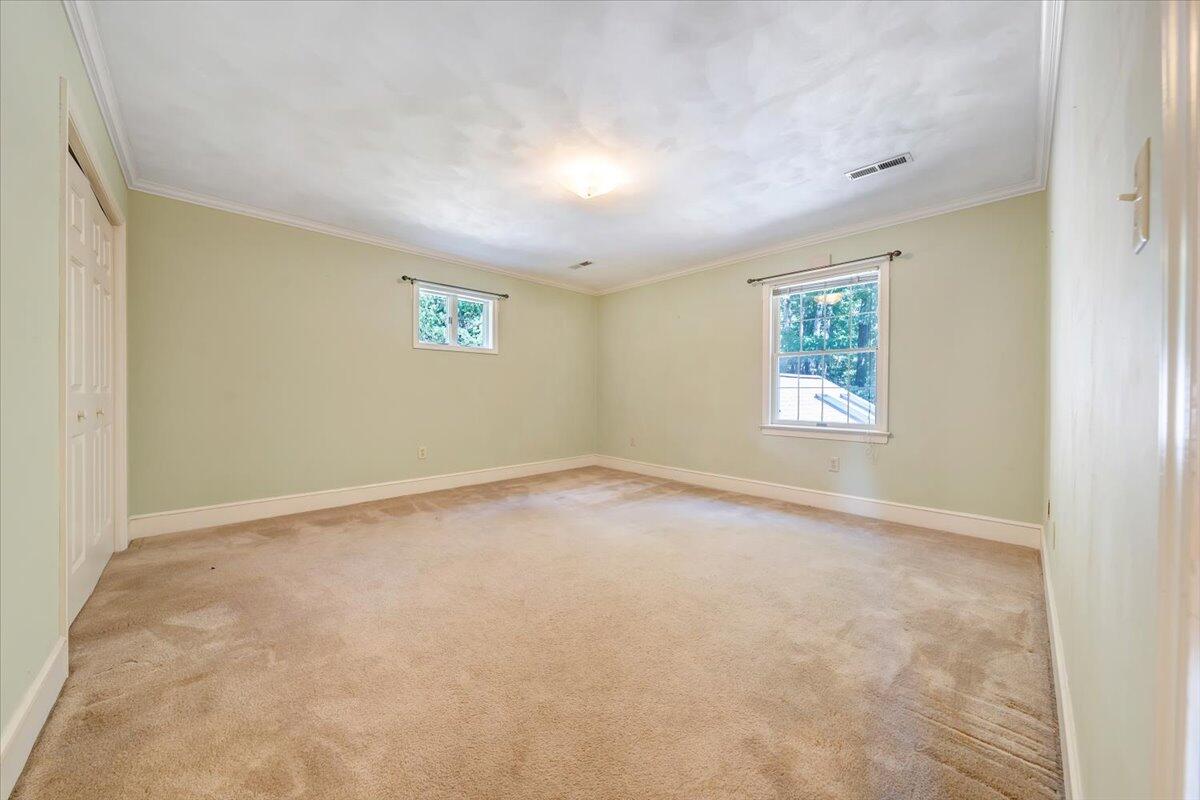 7011 Malinda RD