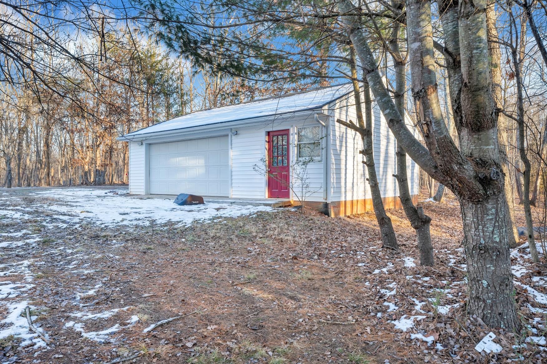 12181 Moneta RD