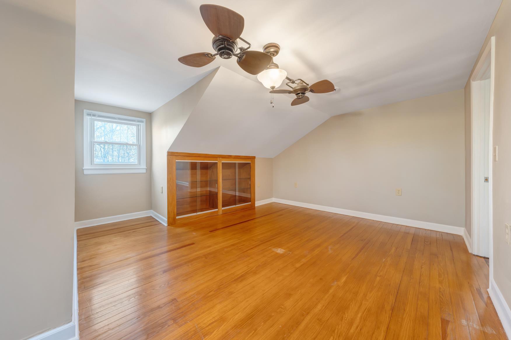 12181 Moneta RD