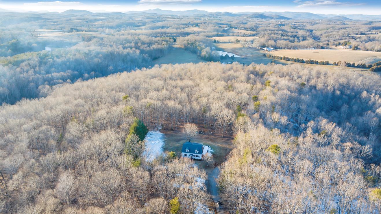 12181 Moneta RD