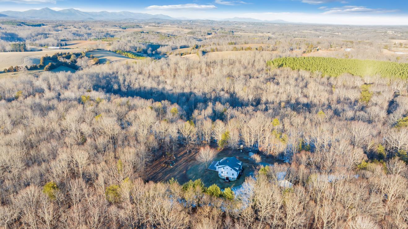 12181 Moneta RD