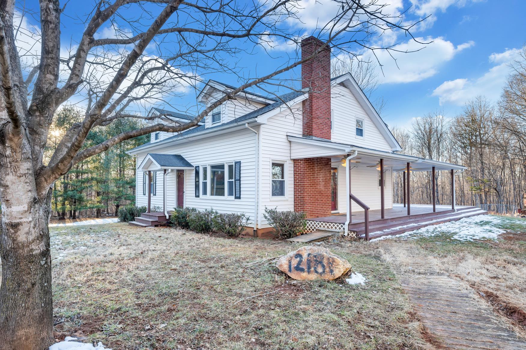 12181 Moneta RD