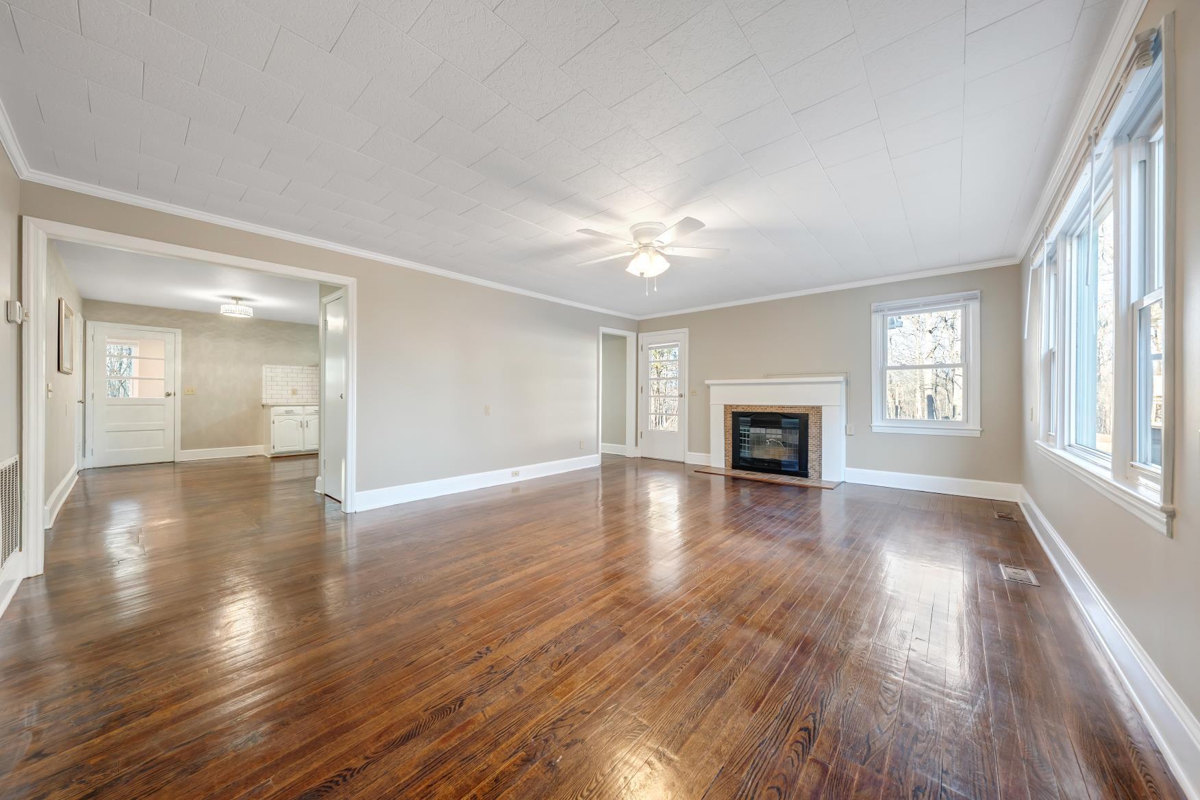 12181 Moneta RD