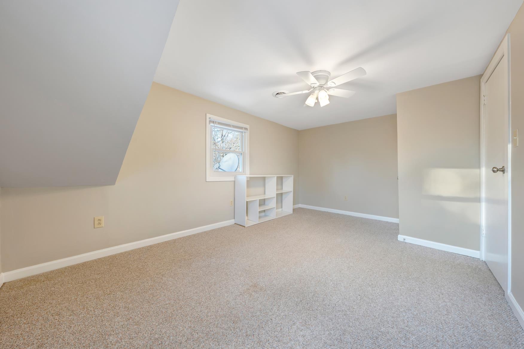 12181 Moneta RD