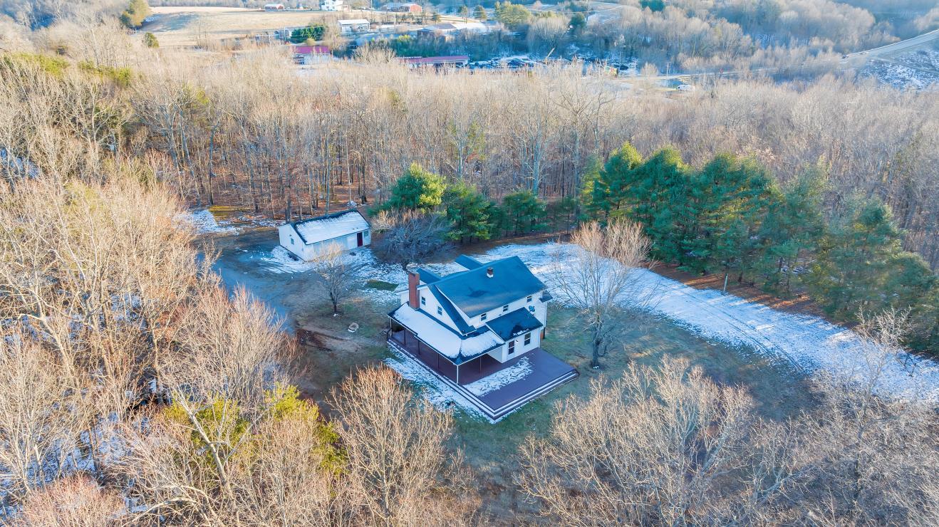 12181 Moneta RD
