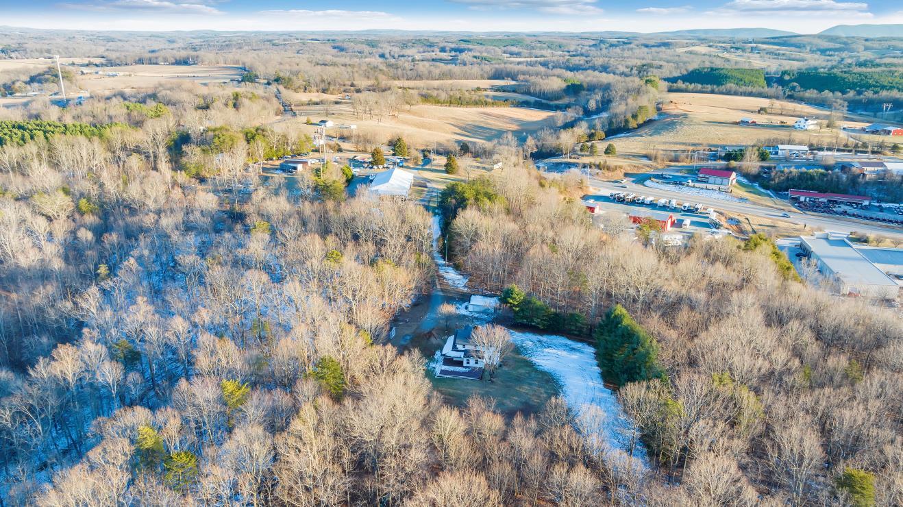 12181 Moneta RD
