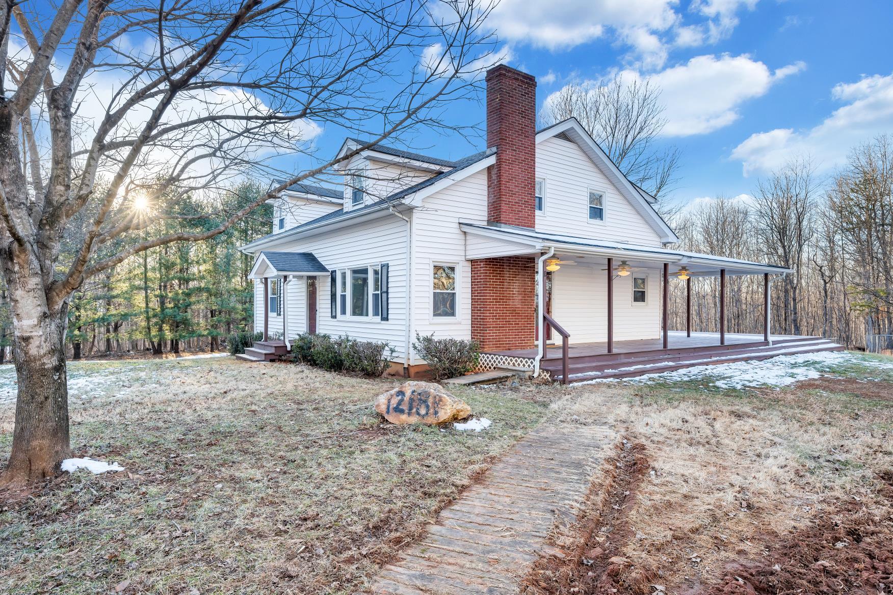12181 Moneta RD