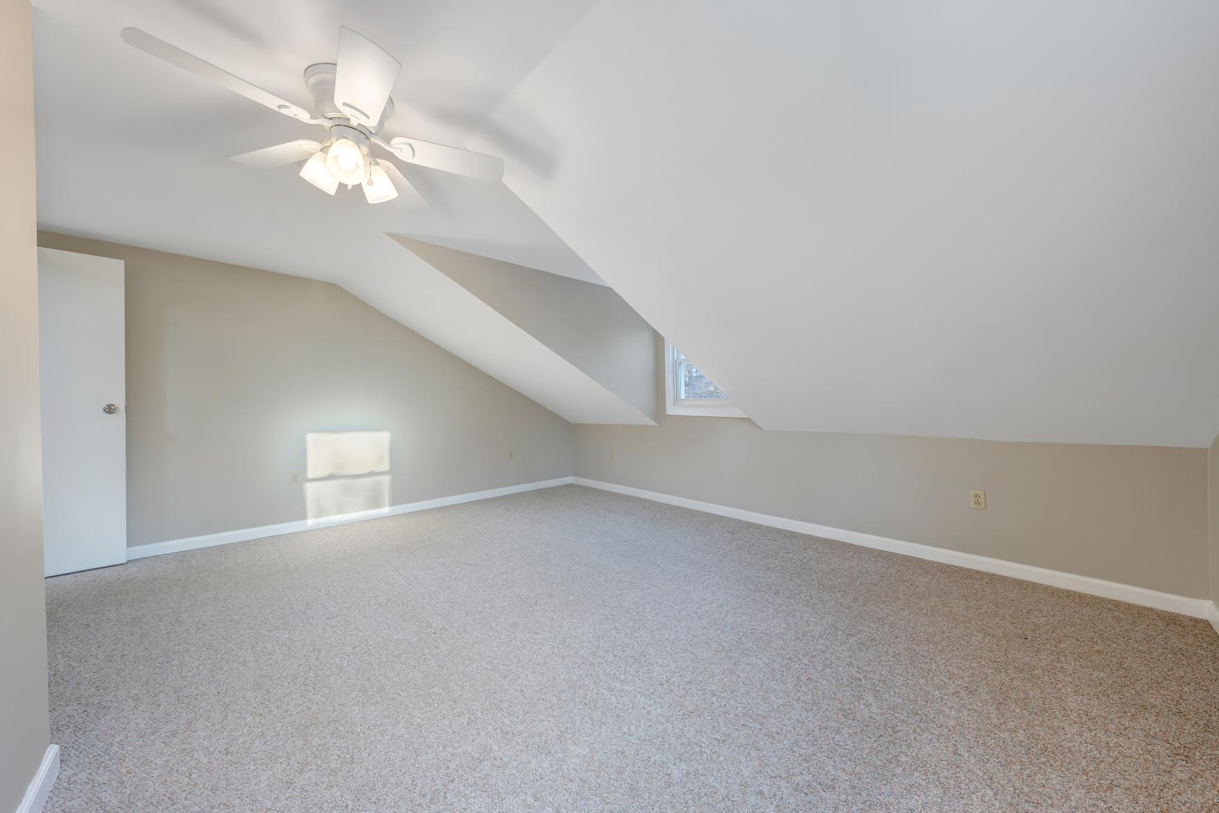 12181 Moneta RD