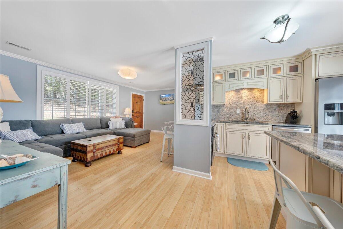 153 Spence RD