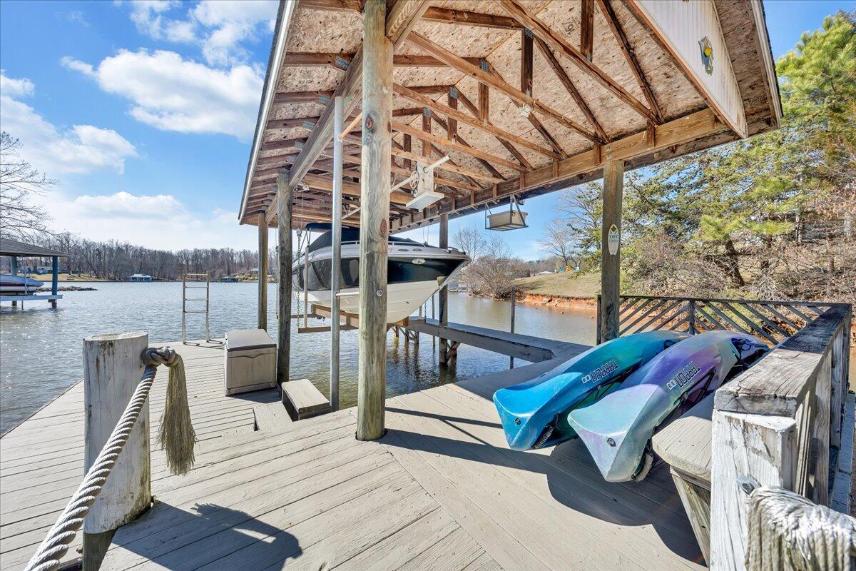153 Spence RD