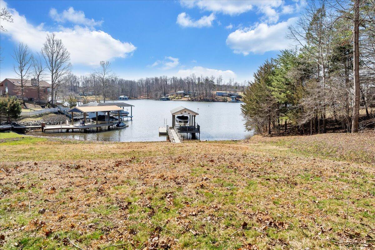 153 Spence RD