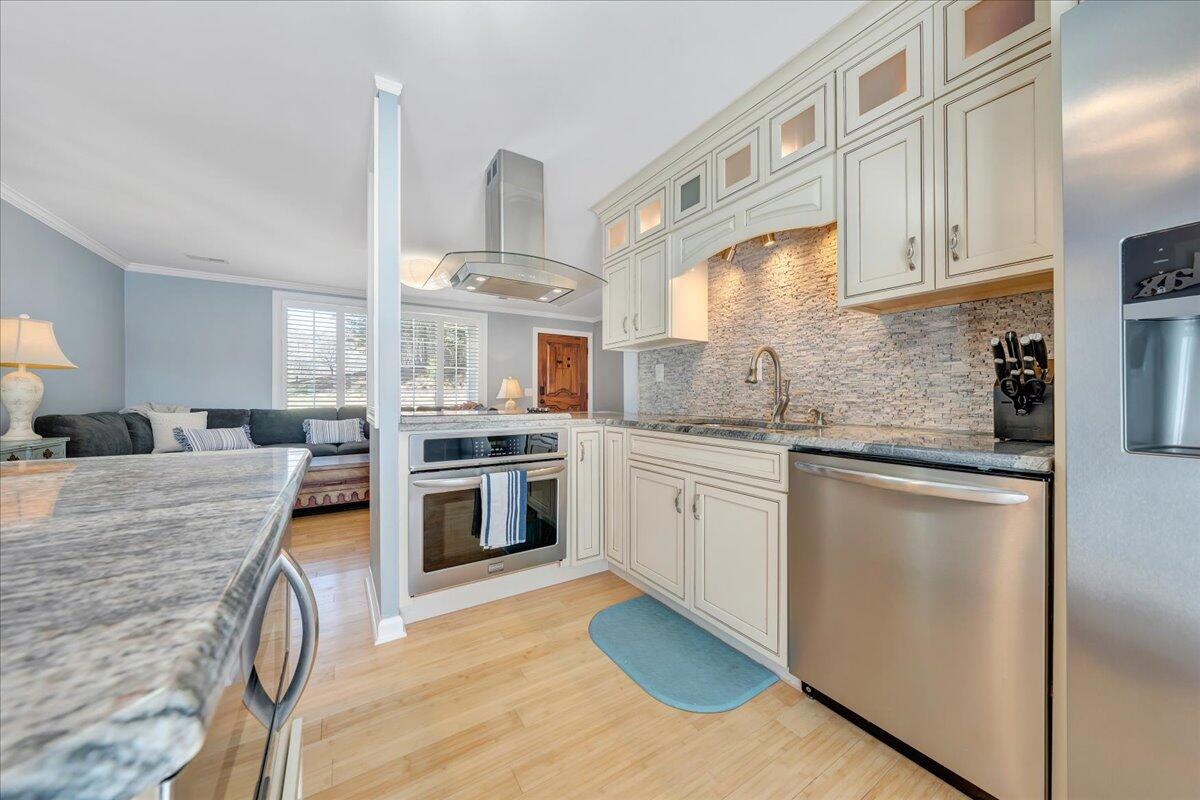 153 Spence RD