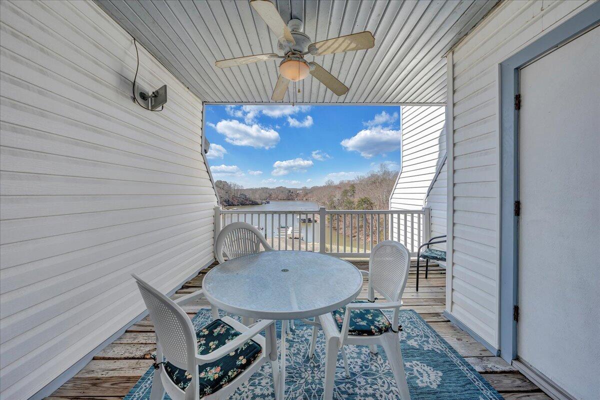 1089 Bluewater DR Unit: 306