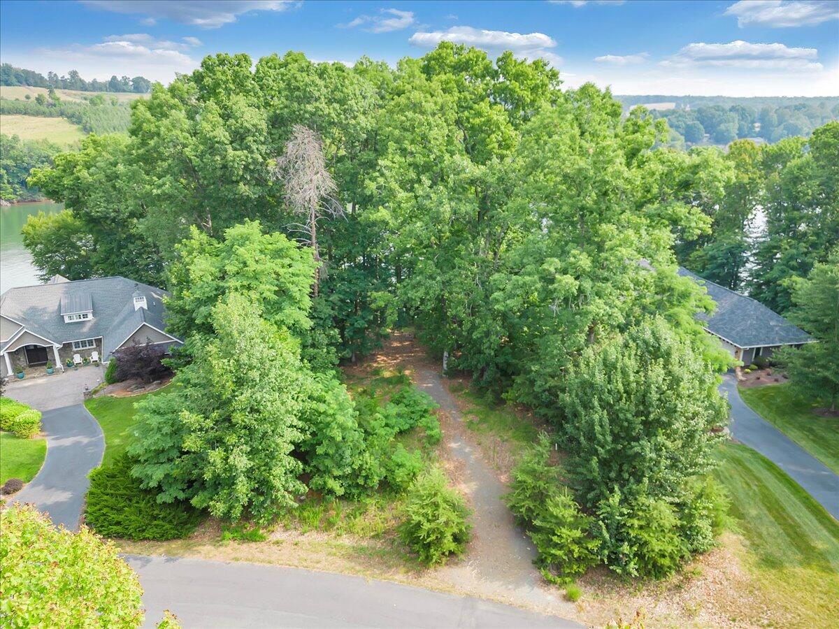 Lot 33 STILLWATER DR