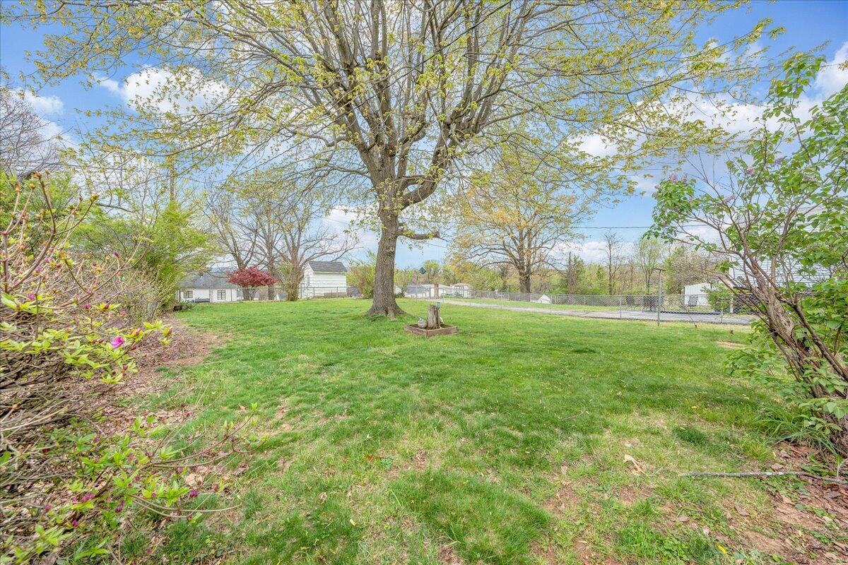 4126 Wyoming AVE NW