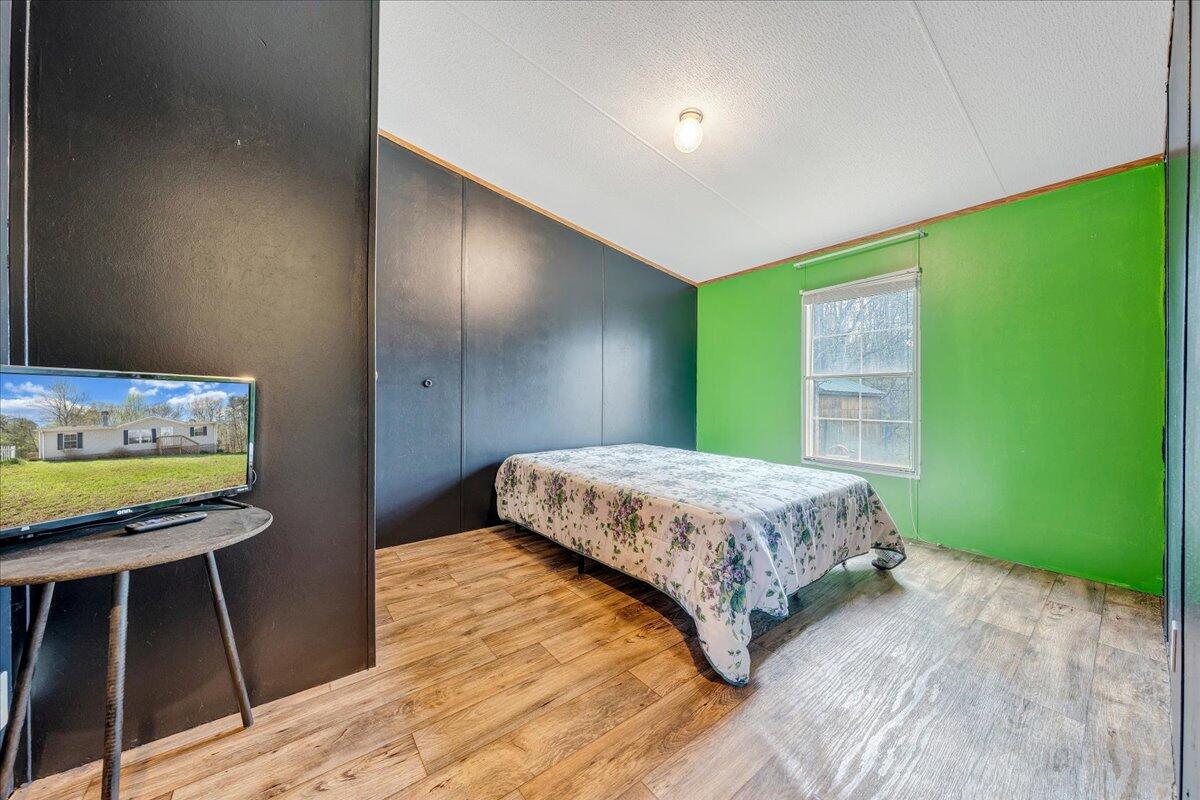 25 Tolley RD