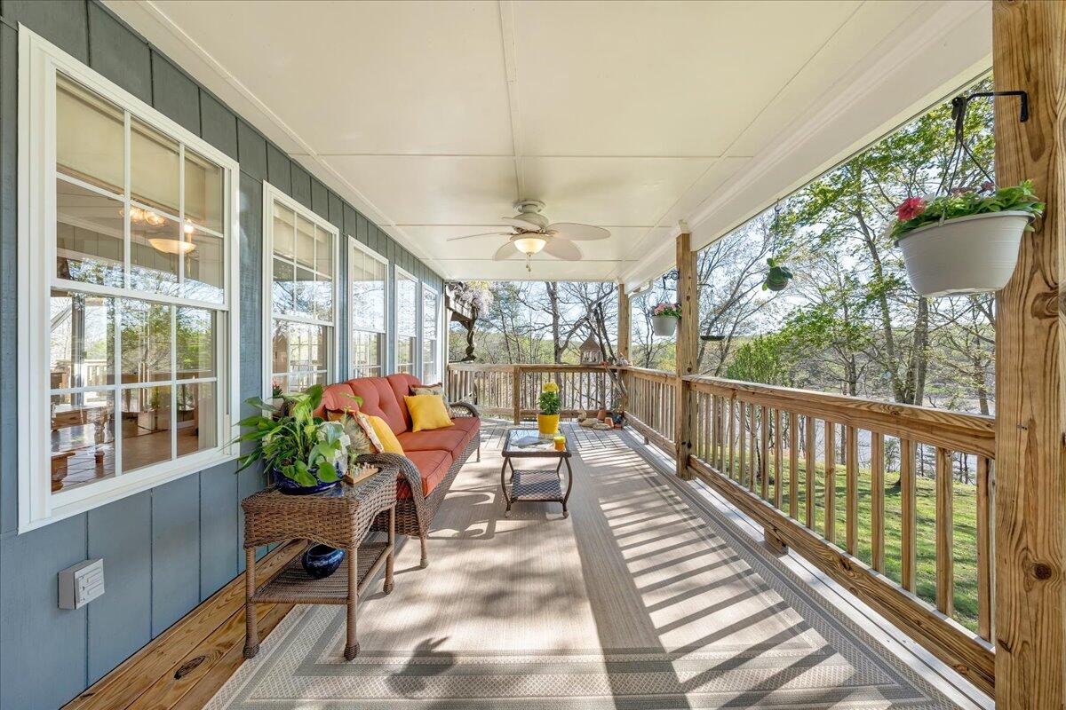 510 Reservior View DR