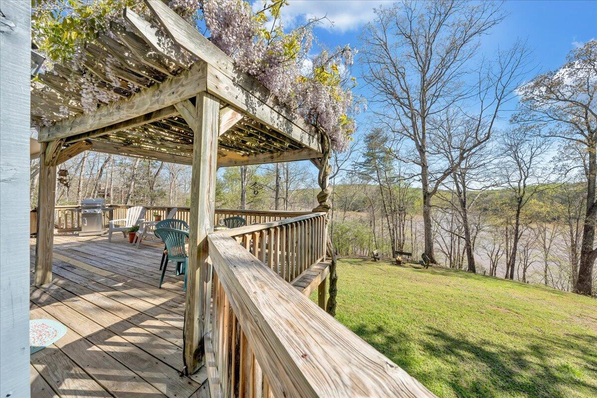 510 Reservior View DR