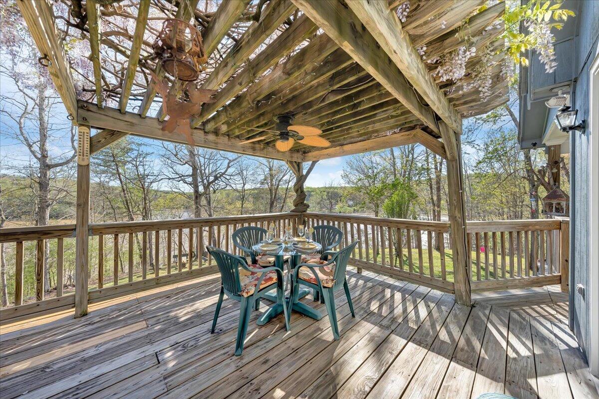 510 Reservior View DR