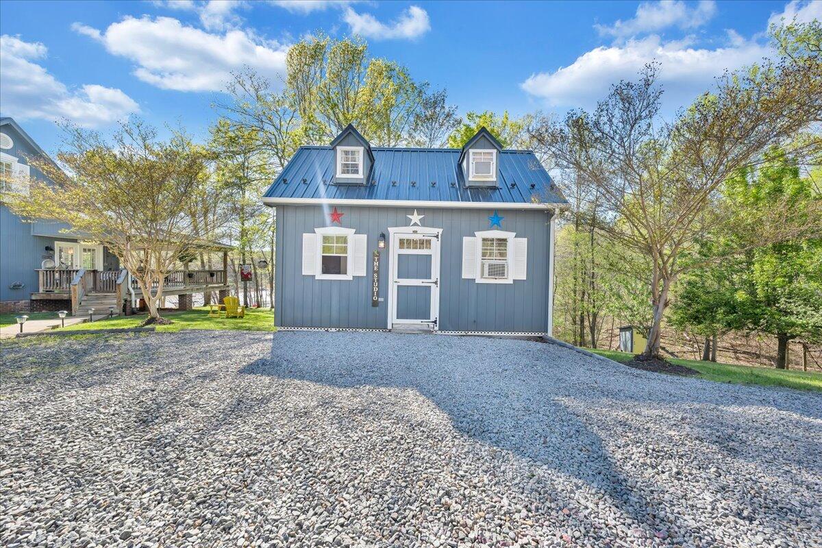 510 Reservior View DR