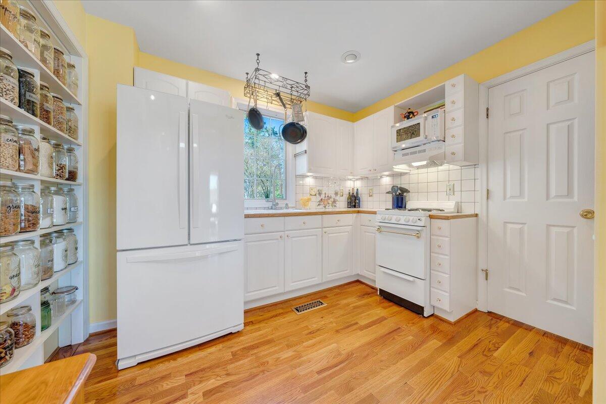 510 Reservior View DR
