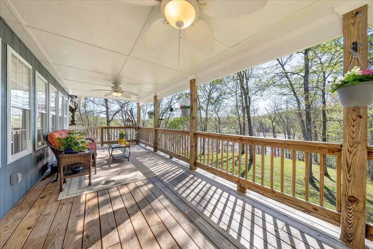 510 Reservior View DR