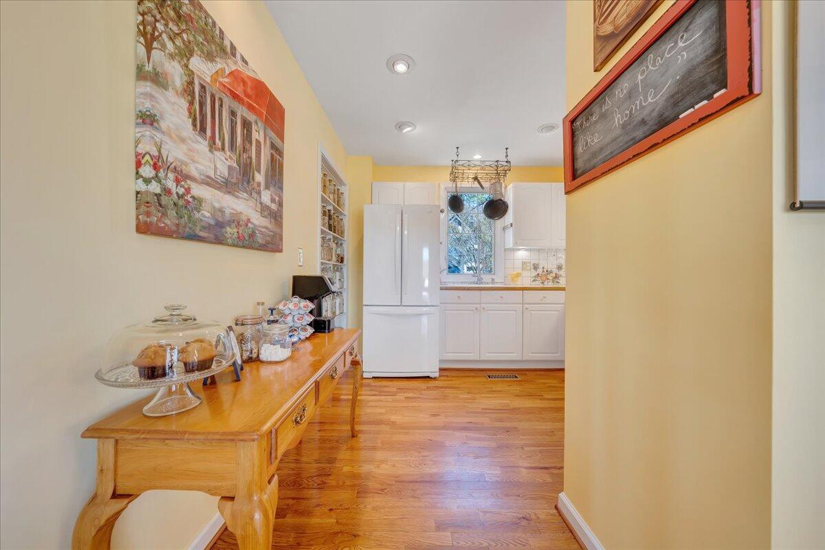 510 Reservior View DR