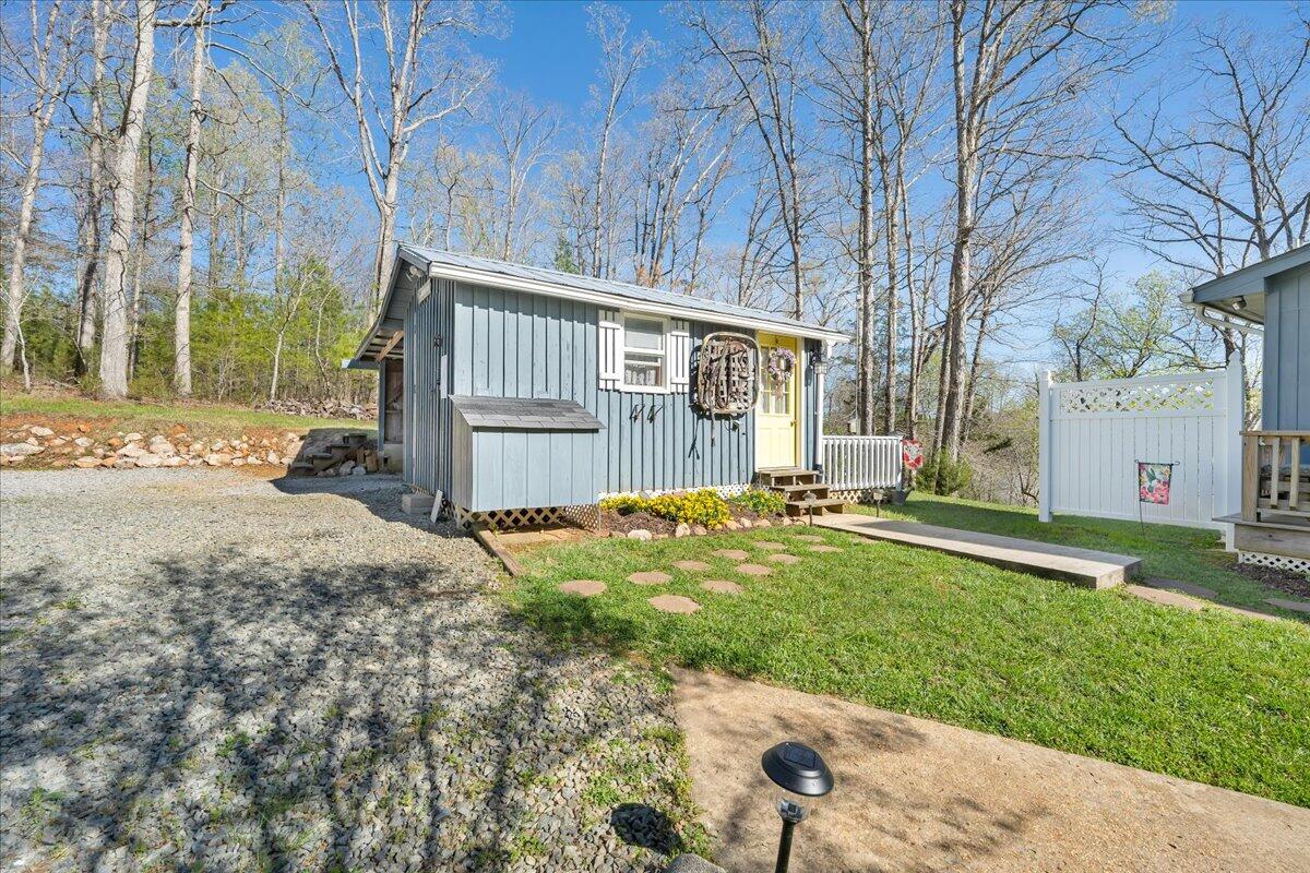510 Reservior View DR
