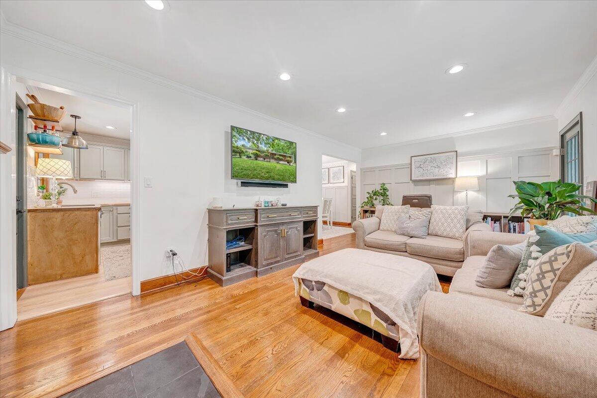 6331 Ran Lynn DR