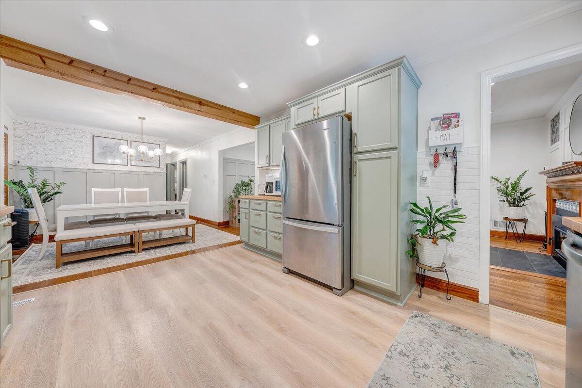 6331 Ran Lynn DR