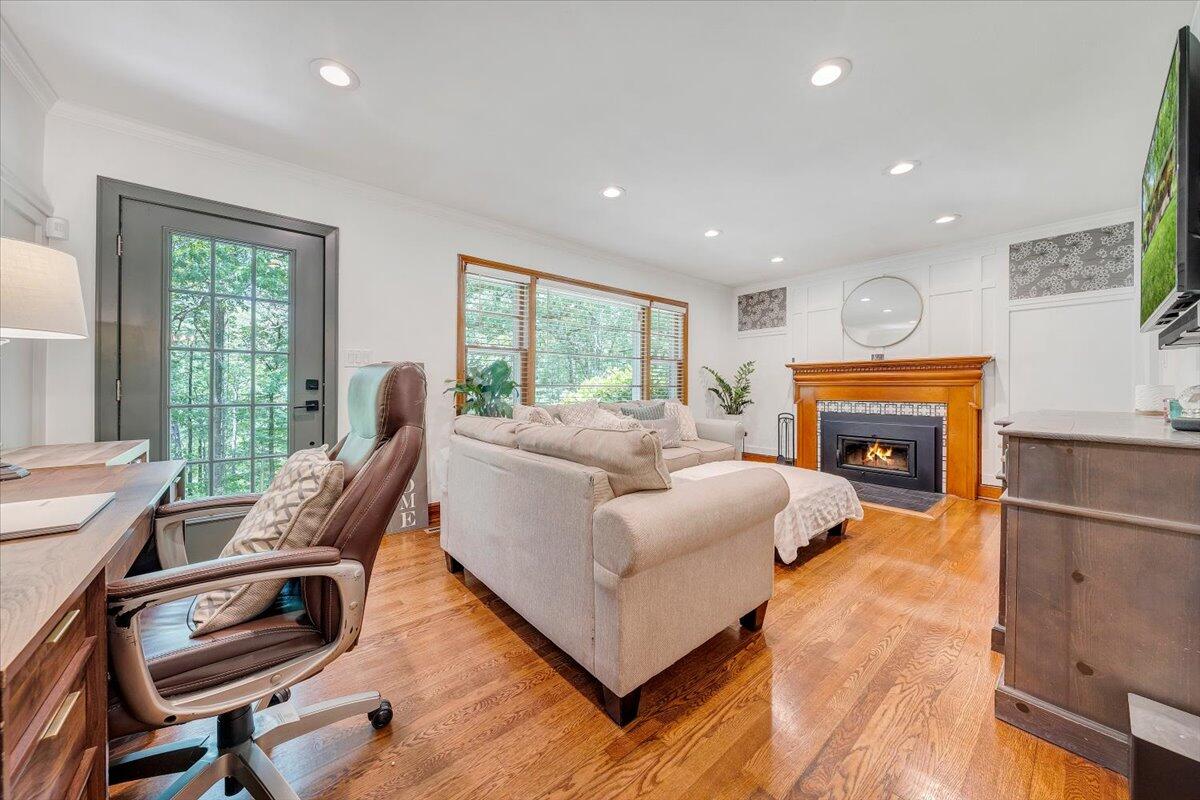 6331 Ran Lynn DR
