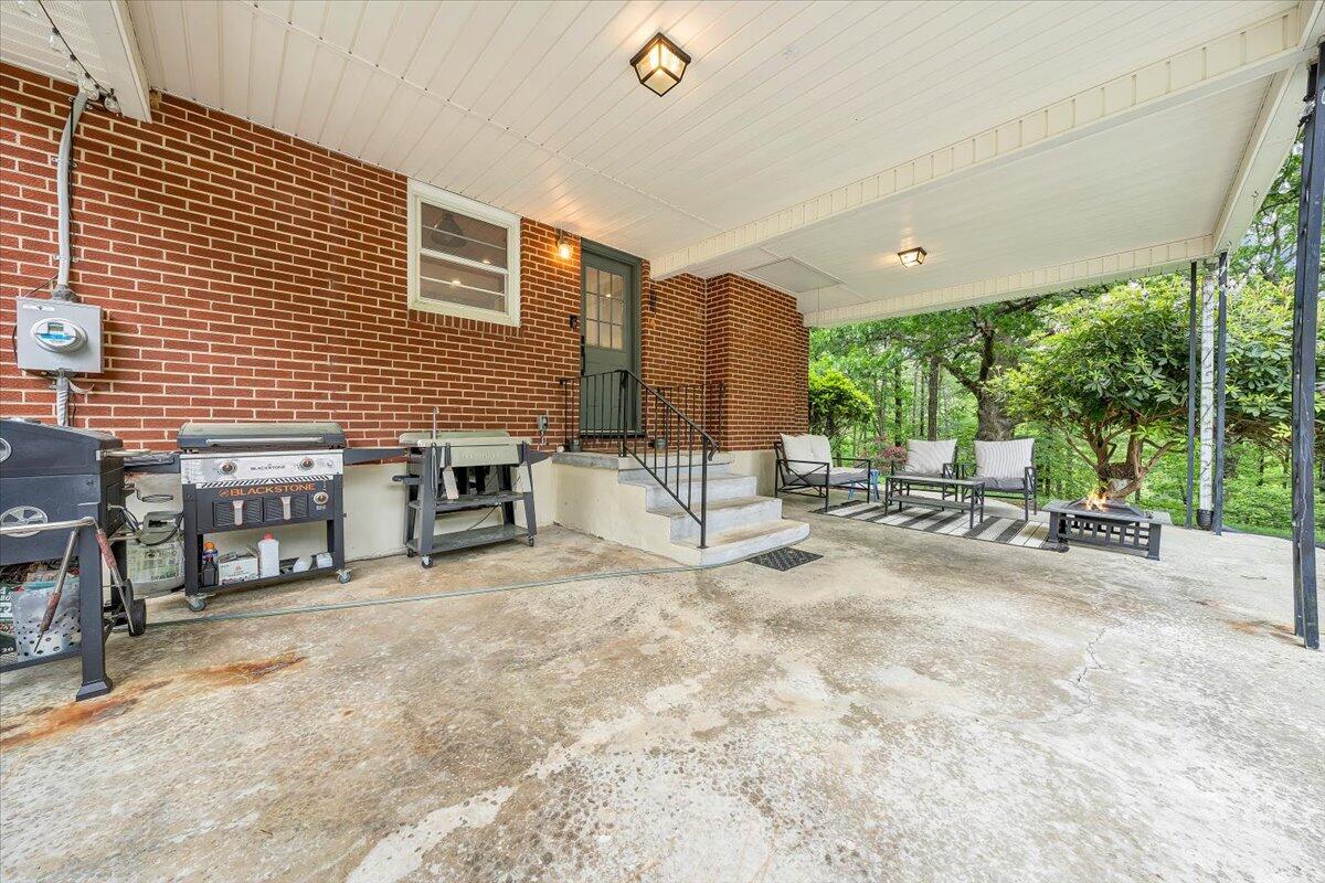 6331 Ran Lynn DR