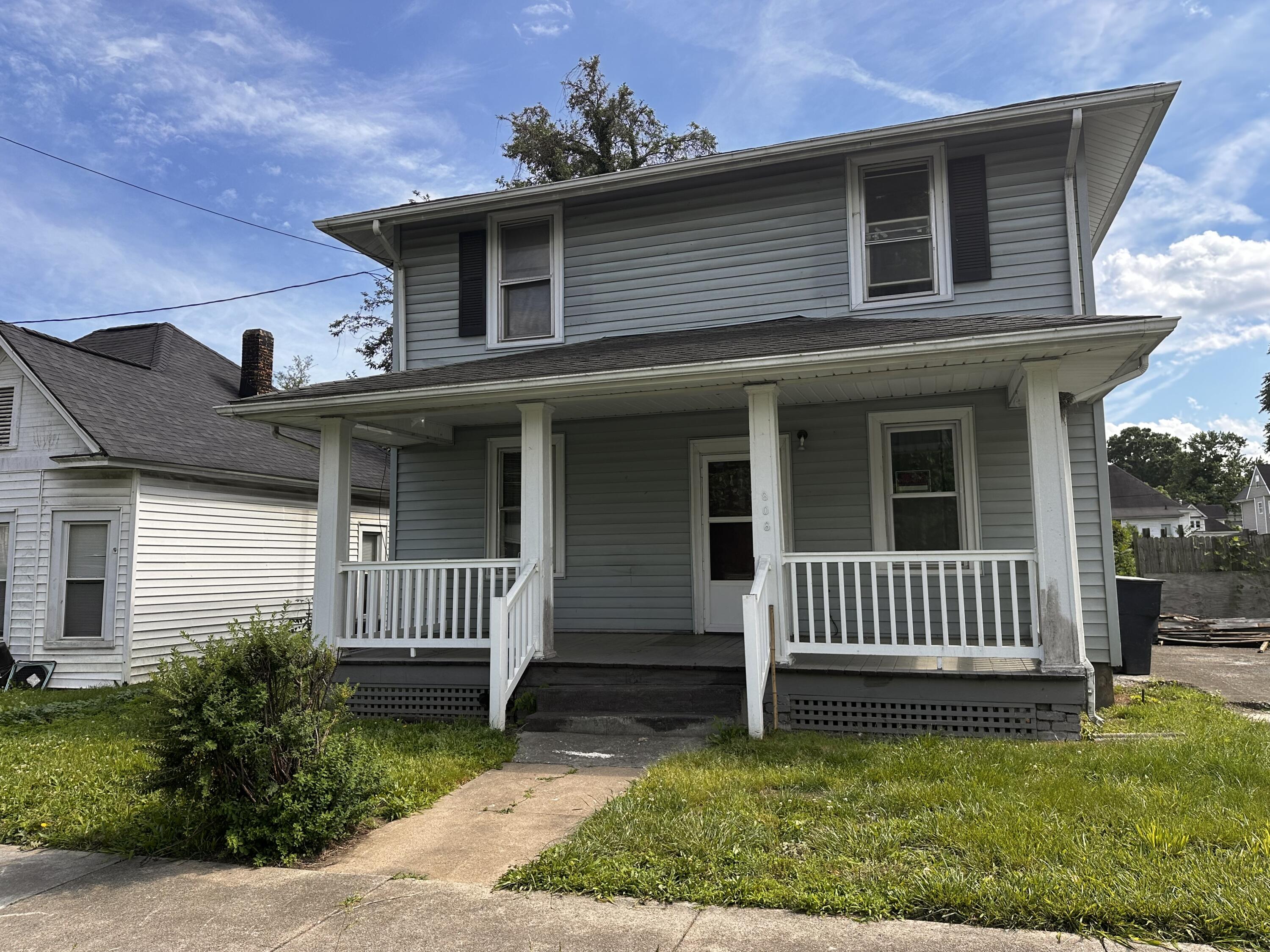 806 Rorer AVE SW