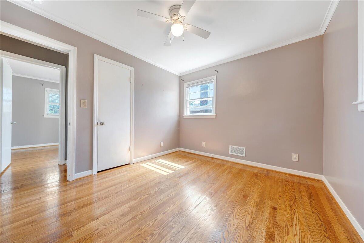 165 Hurst AVE NE