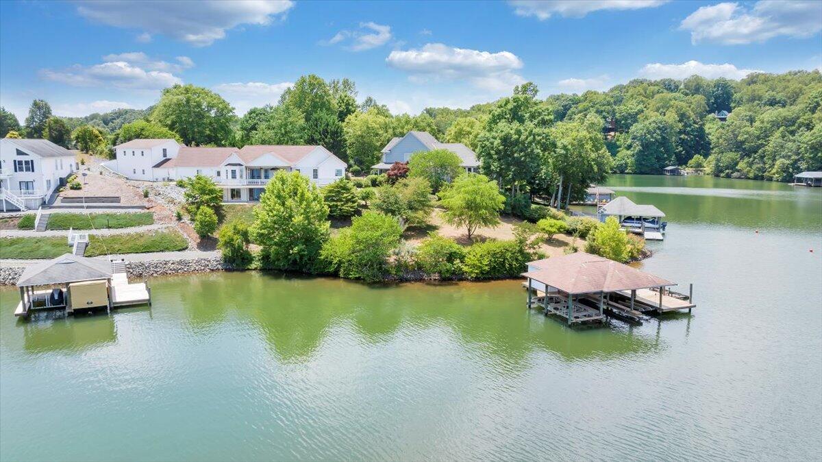 300 Egret DR