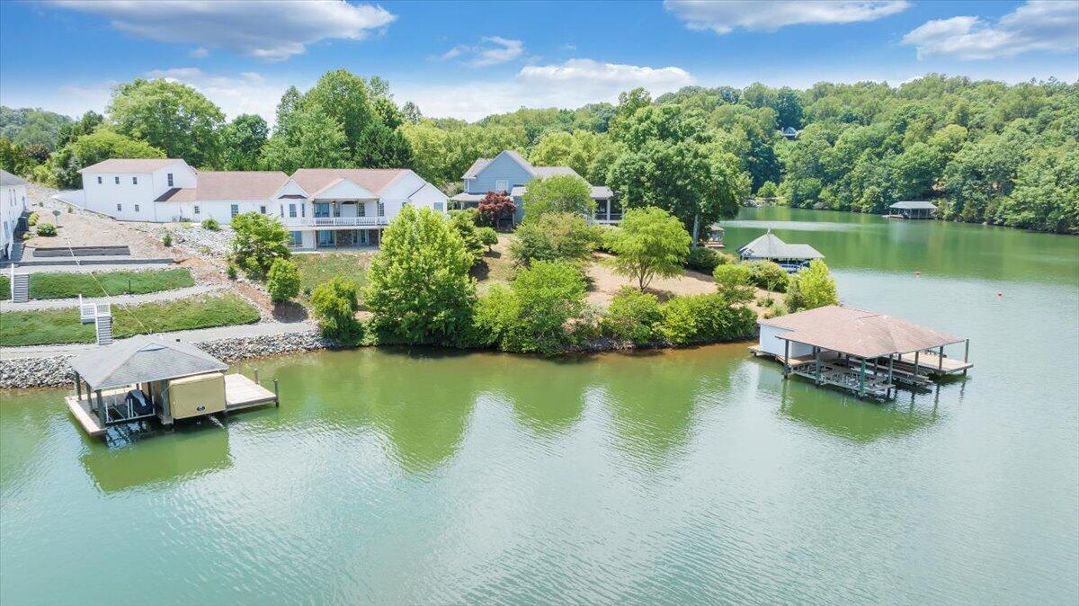 300 Egret DR