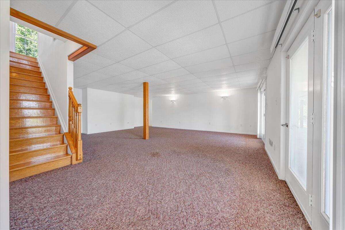 300 Egret DR